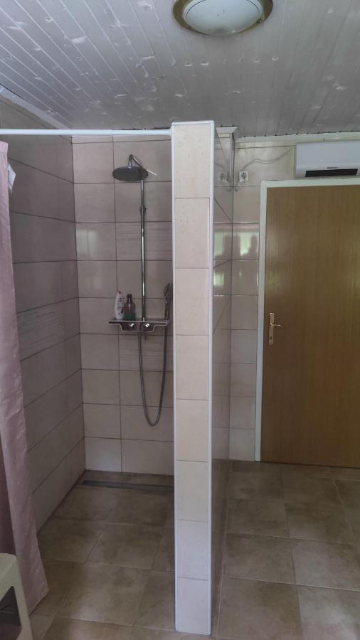 Celinka Homestay Raka